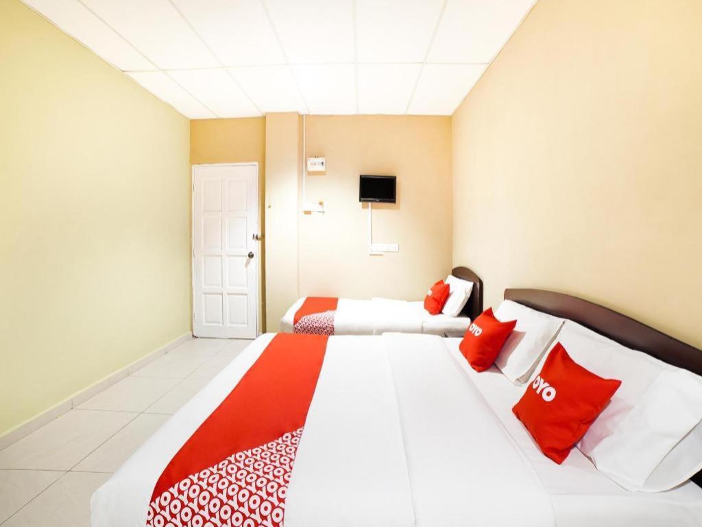 Oyo 89573 Hotel Lii View Mersing Kültér fotó