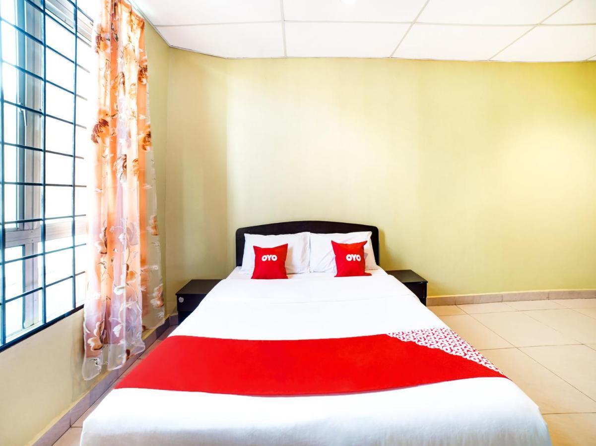 Oyo 89573 Hotel Lii View Mersing Kültér fotó