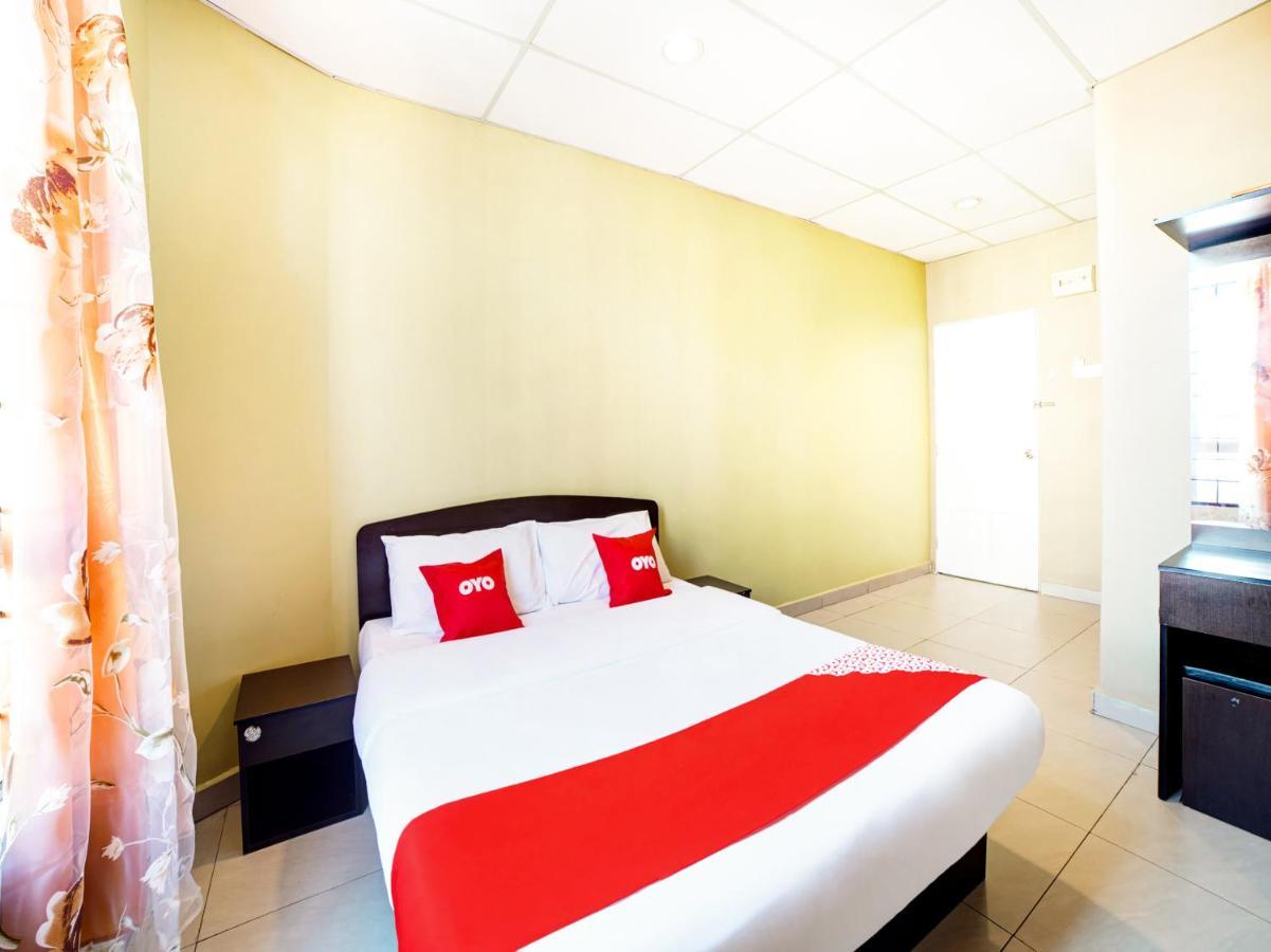 Oyo 89573 Hotel Lii View Mersing Kültér fotó