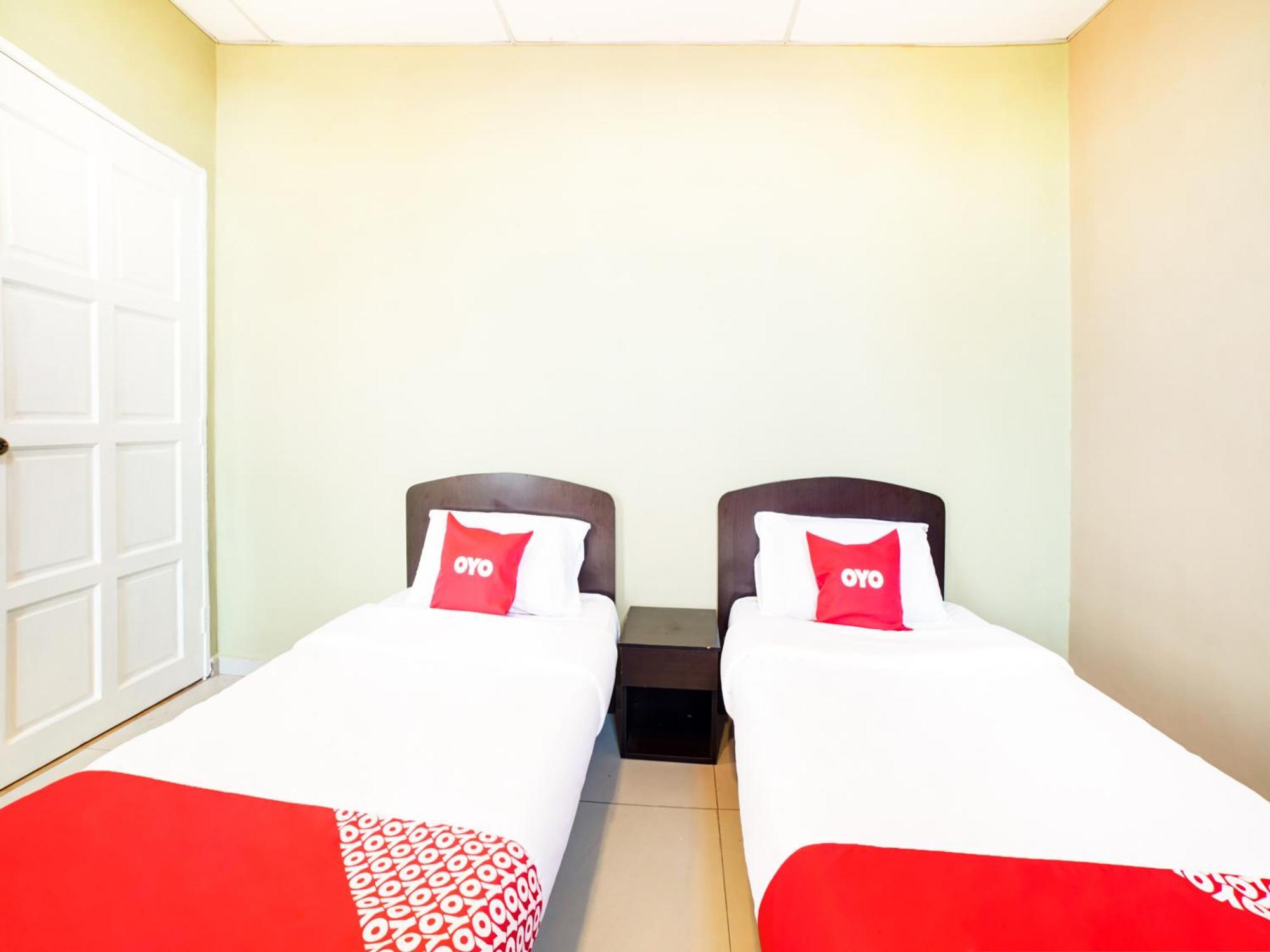 Oyo 89573 Hotel Lii View Mersing Kültér fotó